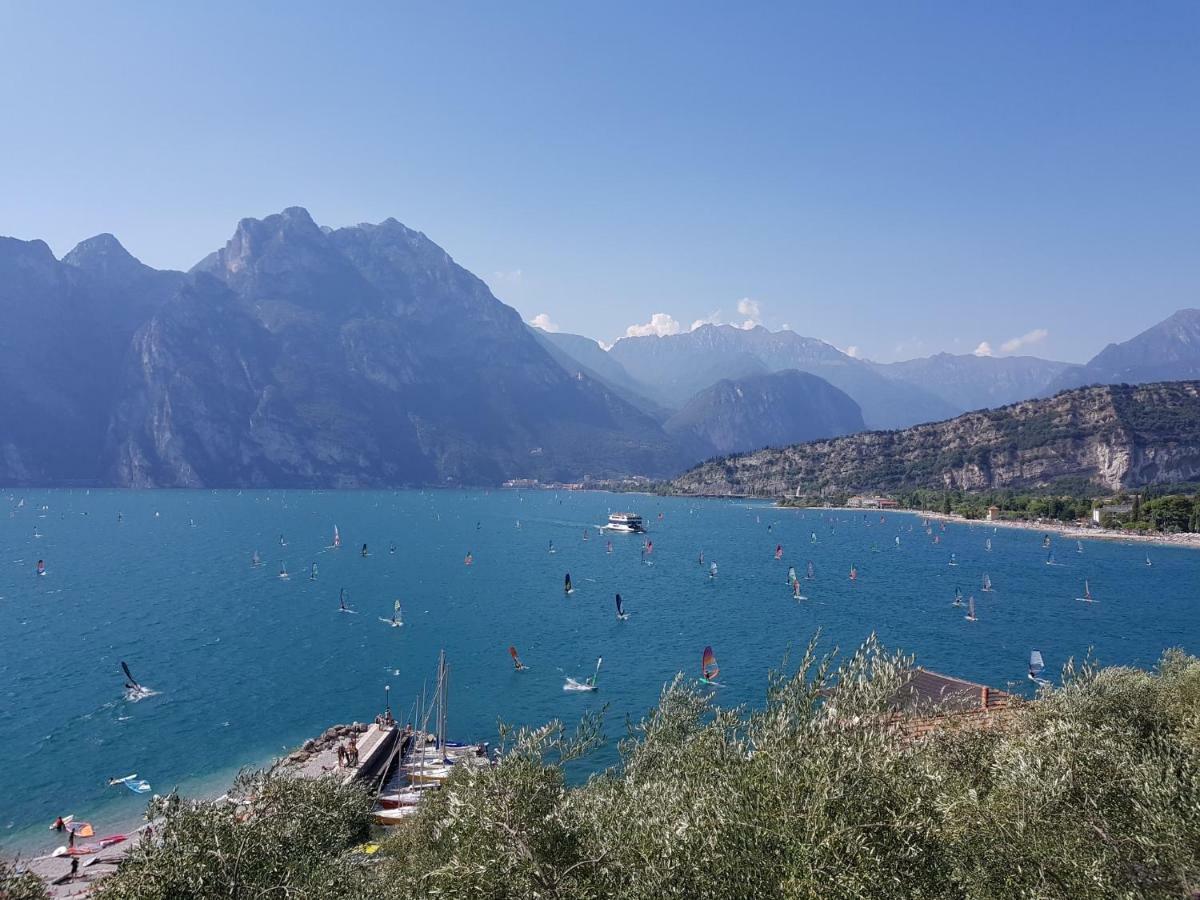 Torbole Lake Front トルボレ エクステリア 写真
